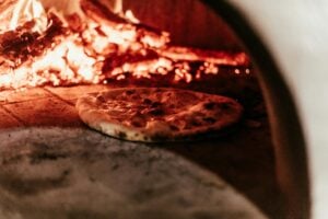 Why Pizza Is One of the Easiest Group Meals